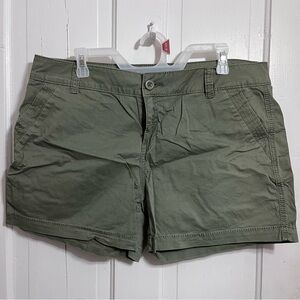 Maurices Olive Cargo Shorts